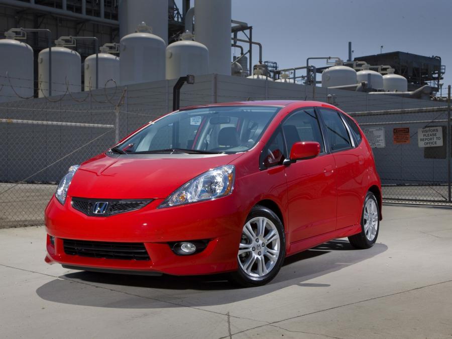  Honda Fit Sport 2008 года  (фото 3 из 32)